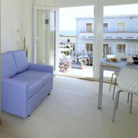 Virgola Zero Holiday Beach Porto Potenza Picena Exterior foto
